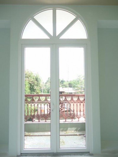 Cửa đi 2 cánh mở quay